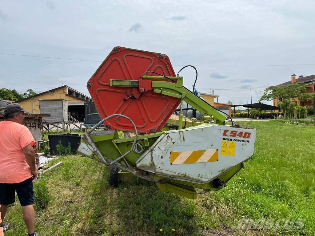 CLAAS C 540 Combine harvester heads
