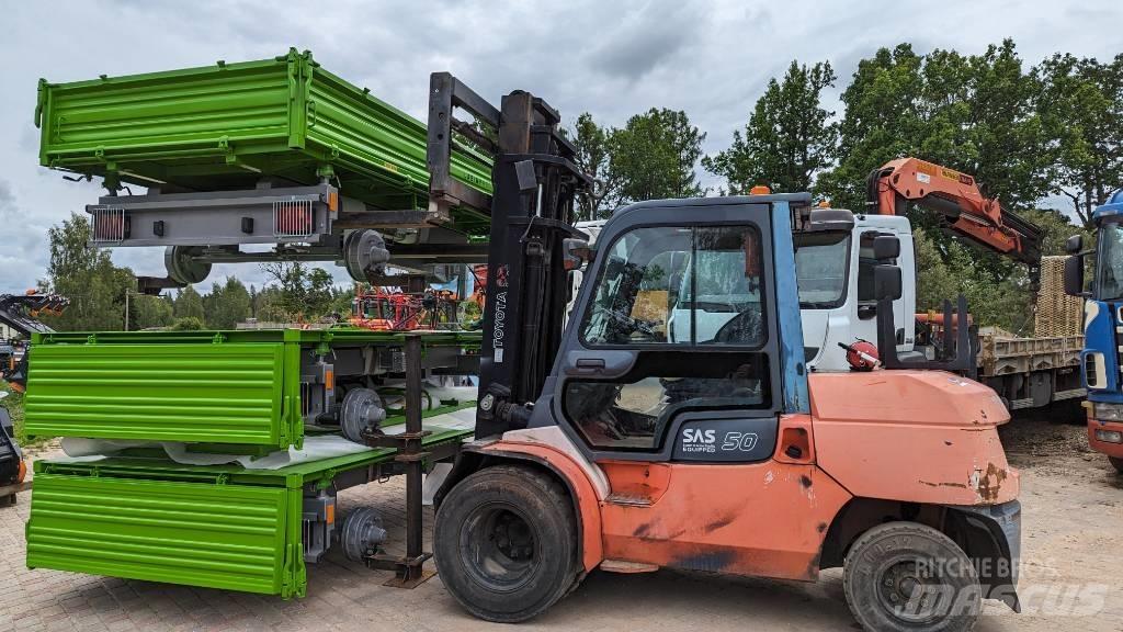 Toyota 7 FD A 50 Diesel trucks