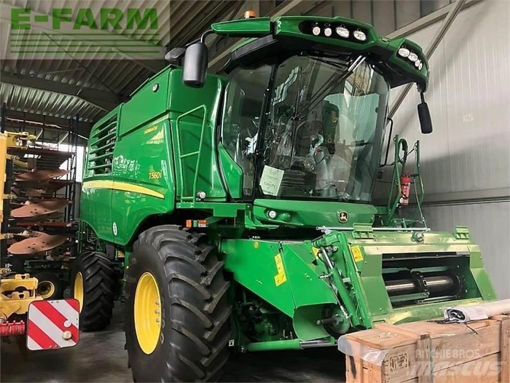 John Deere t560 hm Combine harvesters