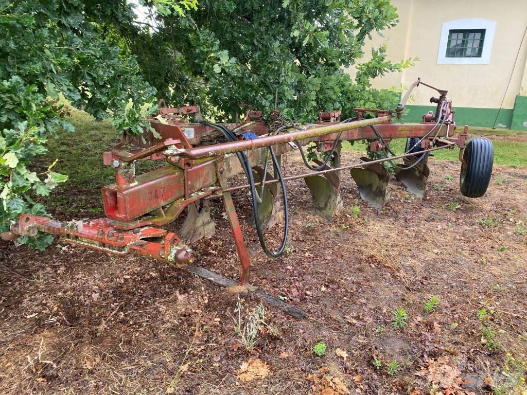 Rába 5 fejes eke Chisel ploughs