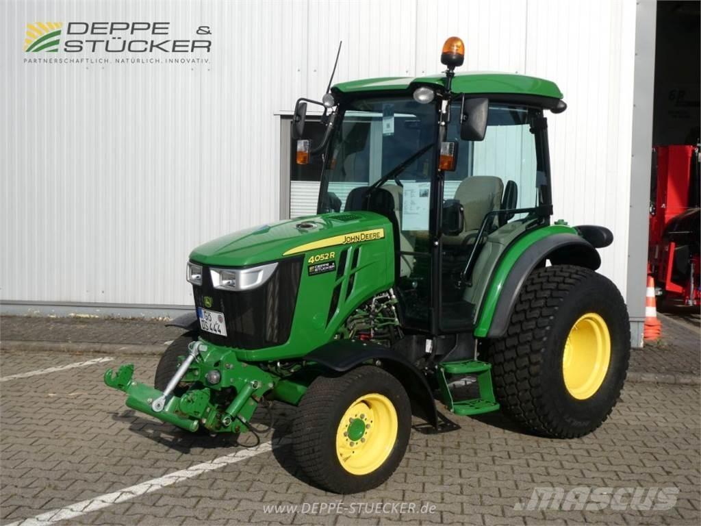 John Deere 4052R Compact tractors
