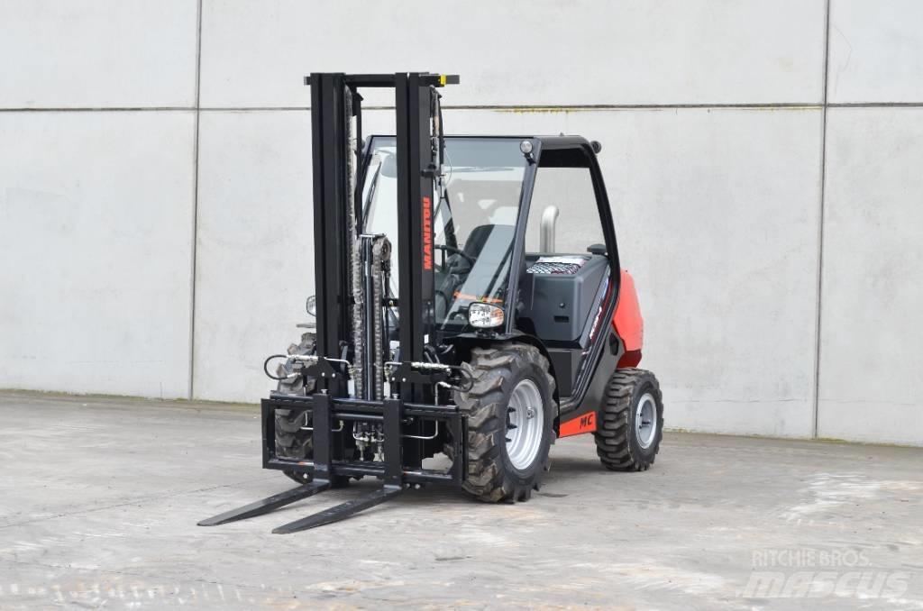 Manitou MC 25-4 Diesel trucks