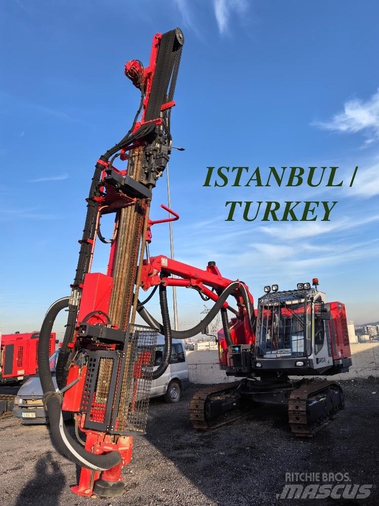 Sandvik DX 800 Surface drill rigs