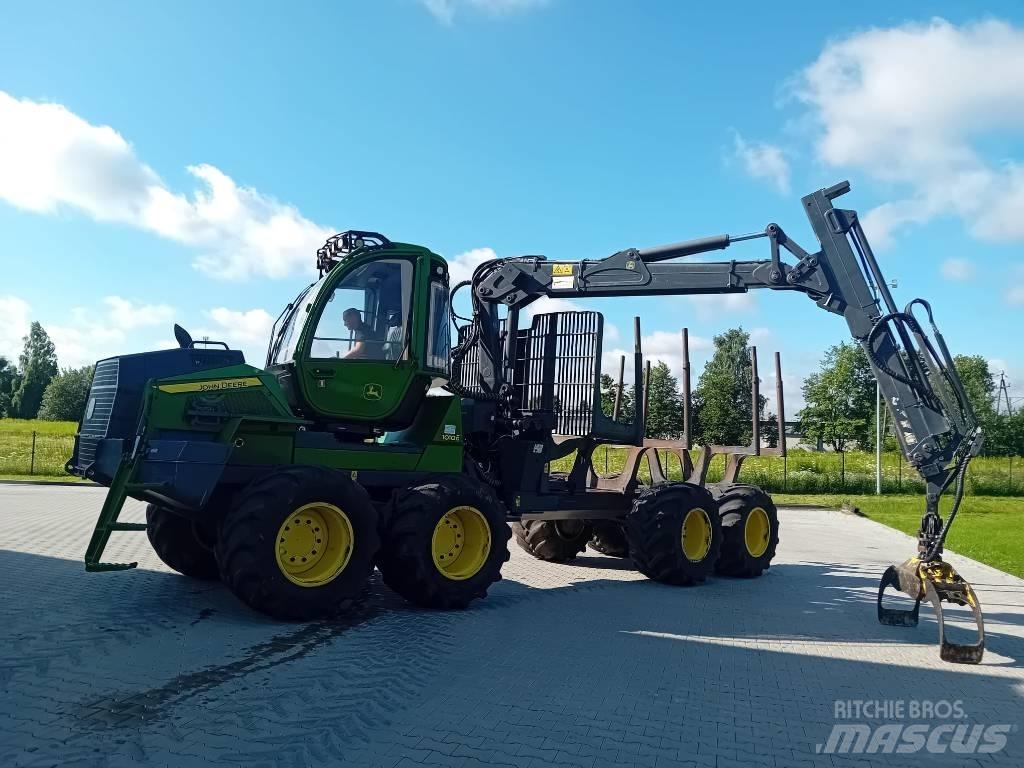 John Deere 1010G Forwarders