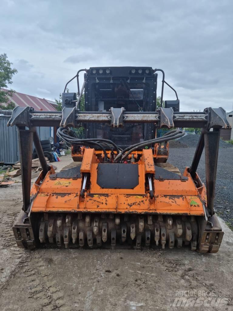 FAE PT-300 Forestry tractors