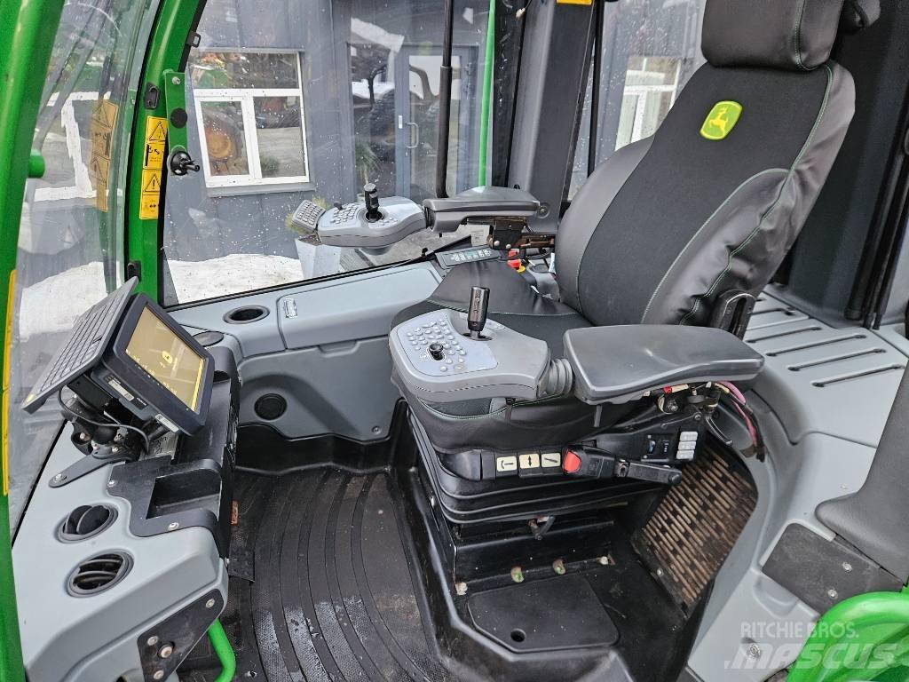 John Deere 1510 E Forwarders