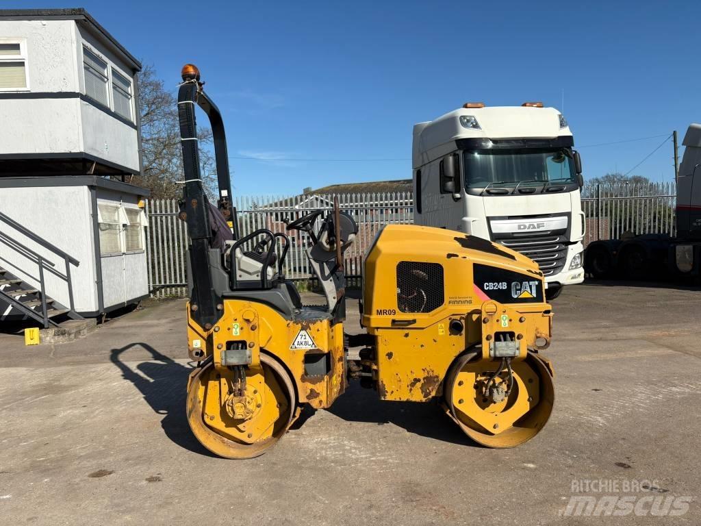 CAT CB 24 B Twin drum rollers