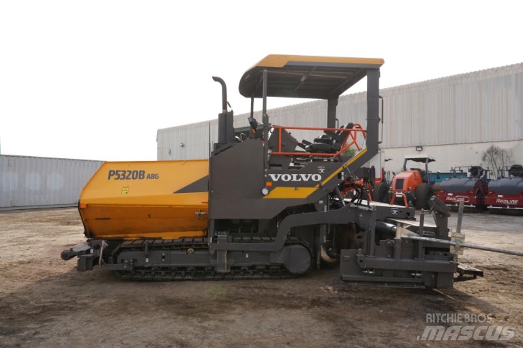 Volvo P5320B Asphalt pavers