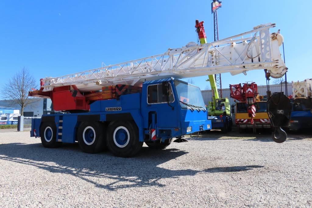 Liebherr LTM 1050-1 All terrain cranes