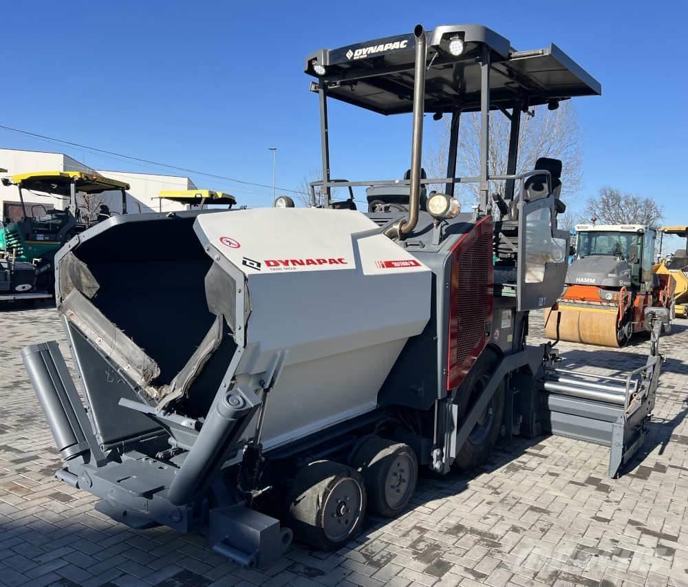 Dynapac SD 1800 W Asphalt pavers