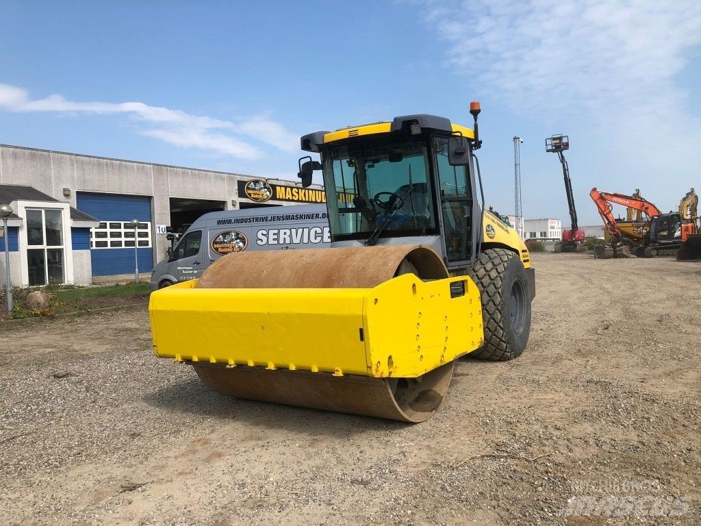 Atlas Copco CA3500 D Single drum rollers