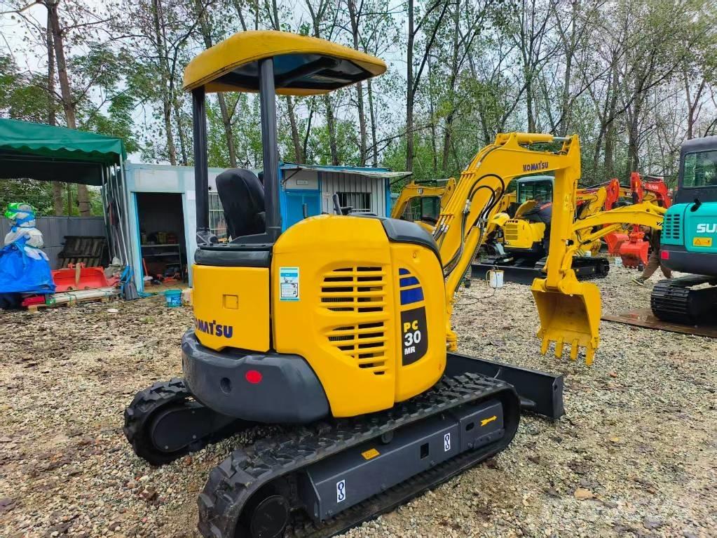 Komatsu PC 30 Mini excavators < 7t (Mini diggers)