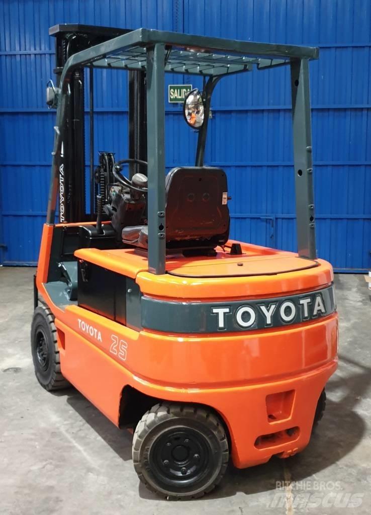 Toyota FBM 25 Electric forklift trucks