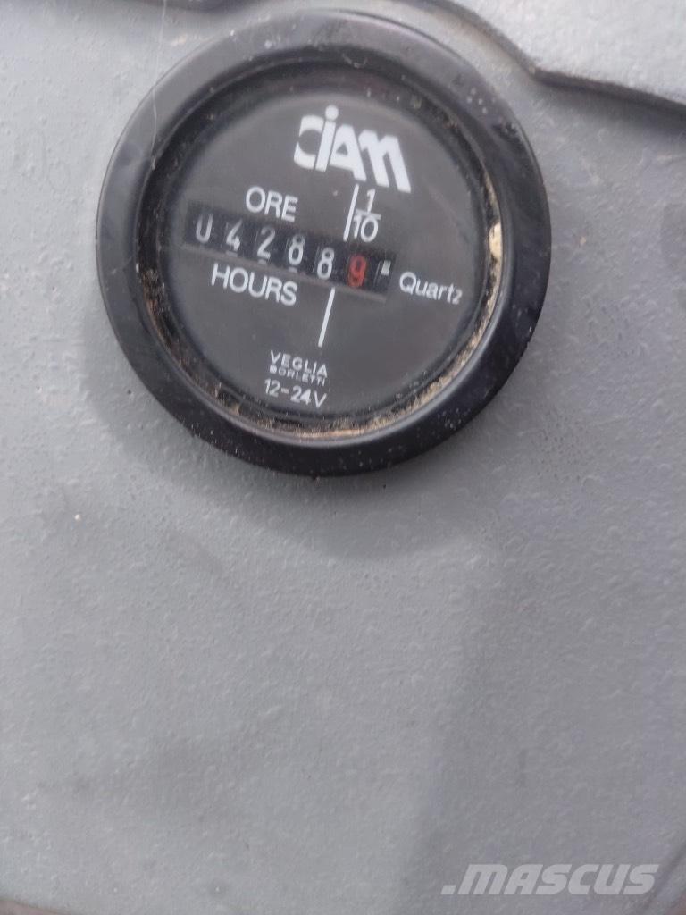 Kramer-allrad 808K Mini excavators  7t - 12t