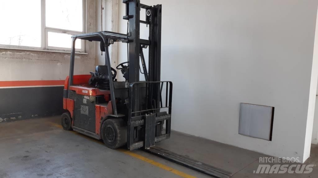 Toyota 7FBMF35 Electric forklift trucks
