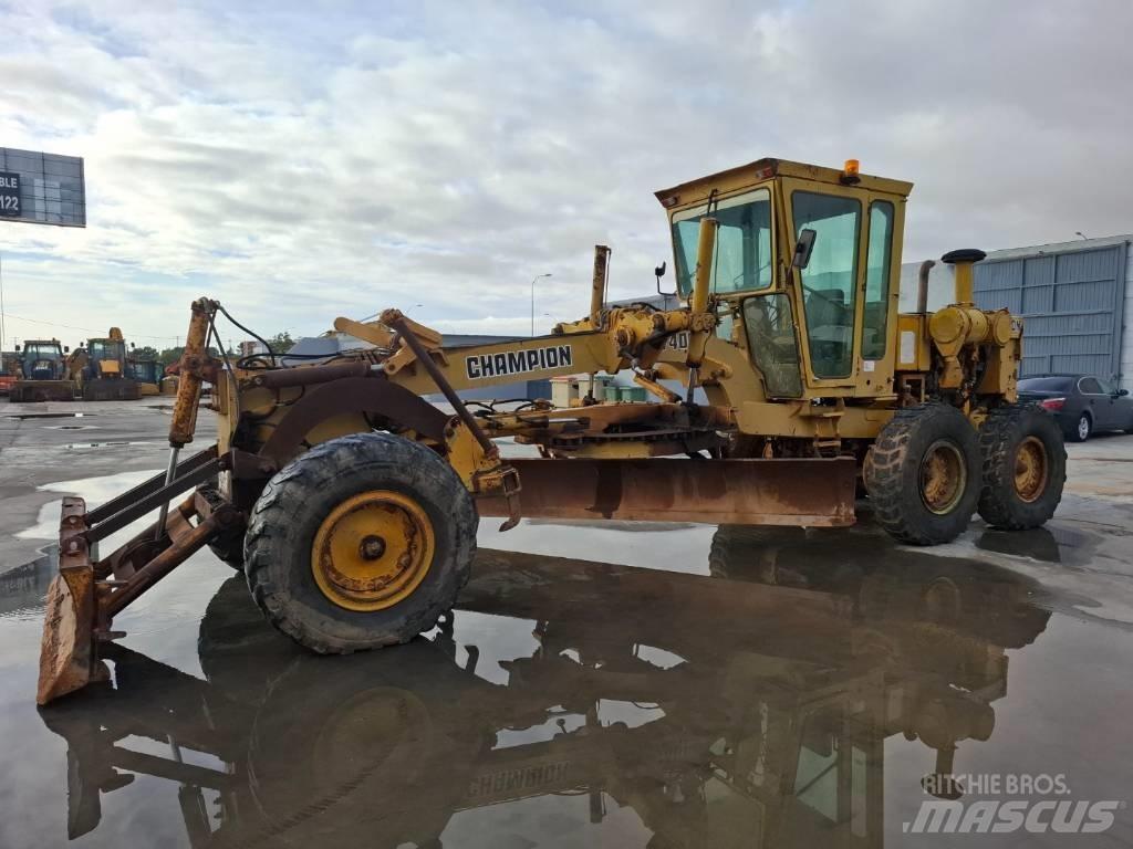 Champion G 740 Graders