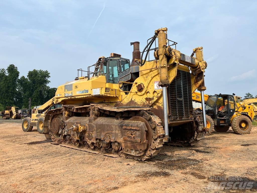 Komatsu D 575 A-3 Crawler dozers