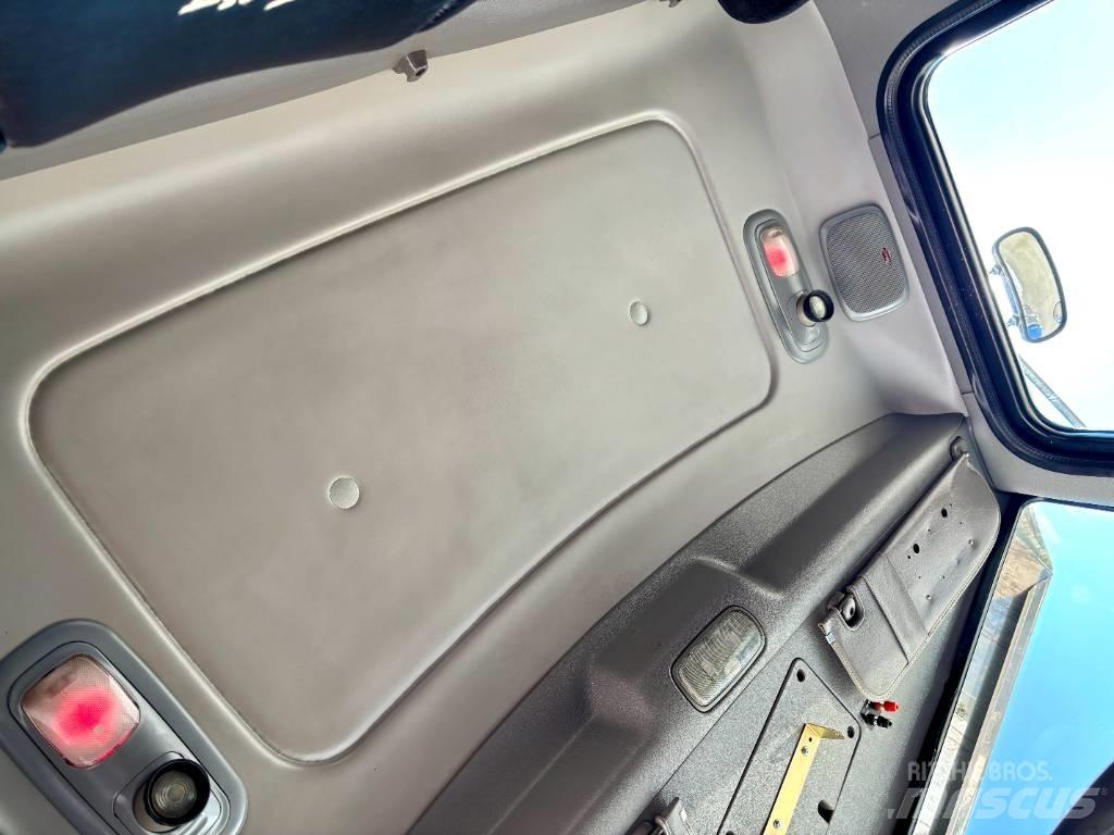Peterbilt 388 Prime Movers