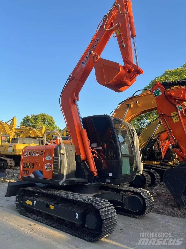 Hitachi ZX 70 Crawler excavators