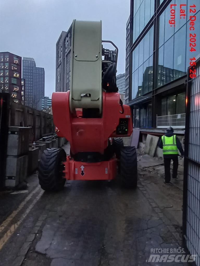 JLG 1250 AJP Articulated boom lifts