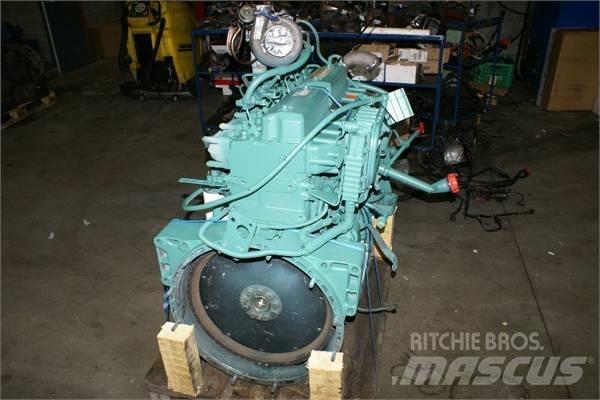Volvo D7C Engines