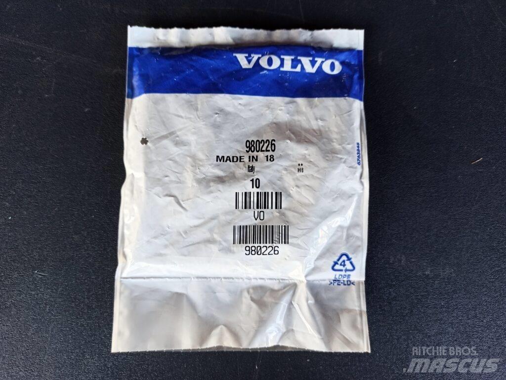 Volvo STUD 980226 Other components