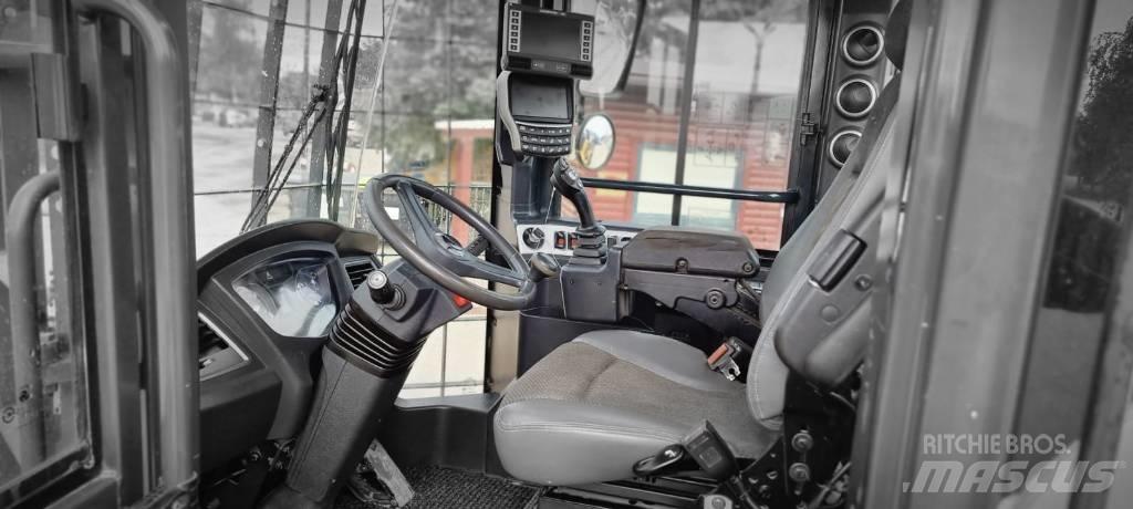 Hyundai HL 960 Wheel loaders