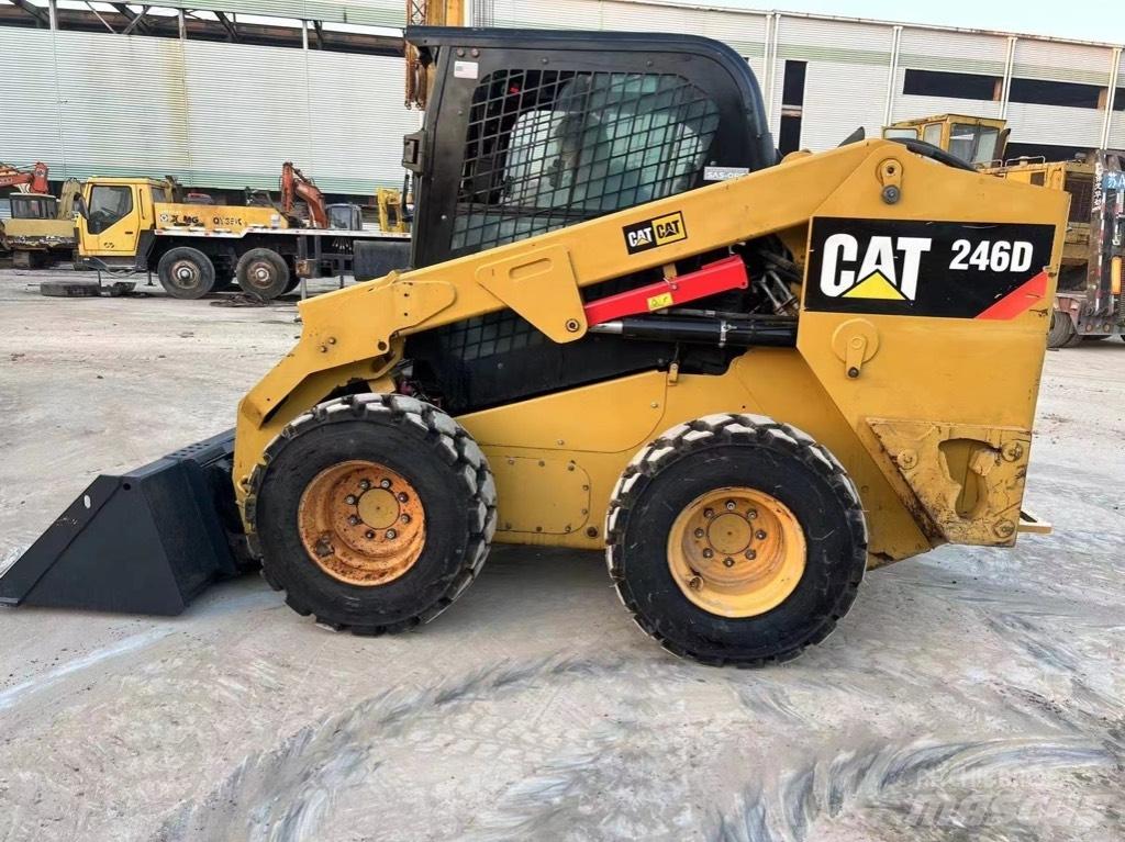 CAT 246 D Skid steer loaders