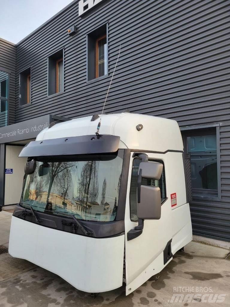 Renault T model Cabins and interior