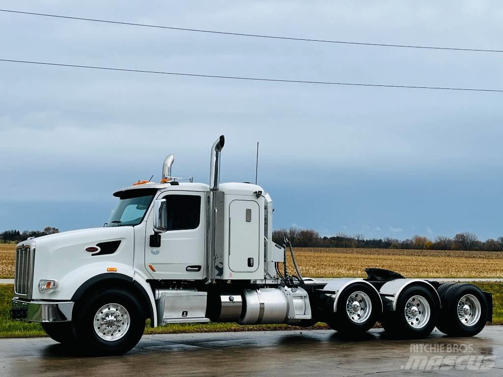 Peterbilt 567 Prime Movers