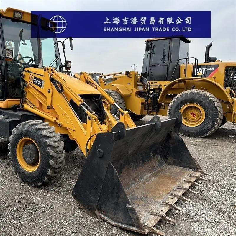 JCB 3 CX Backhoe