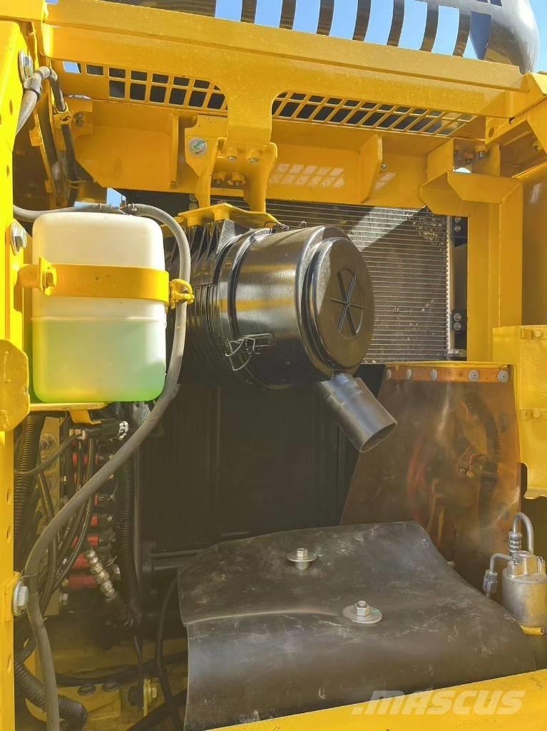 Komatsu PC 130 Crawler excavators