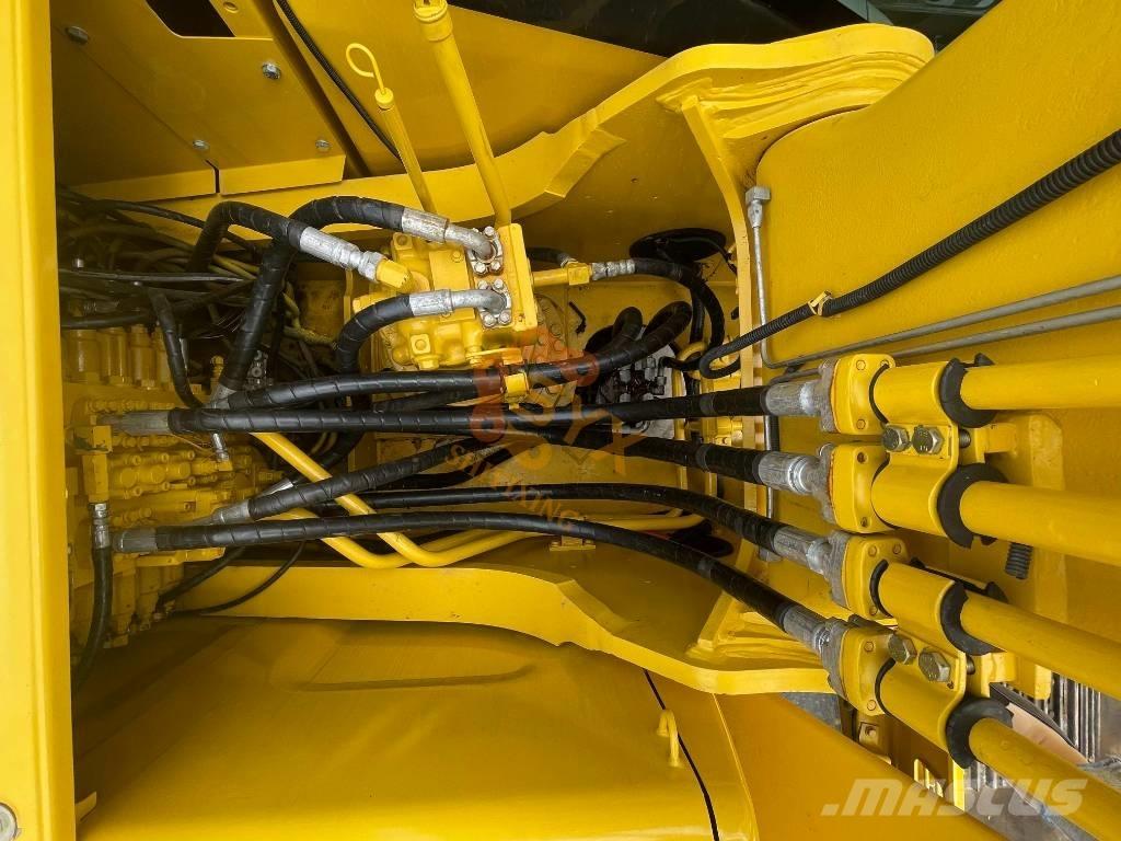 Komatsu PC 220-7 Crawler excavators