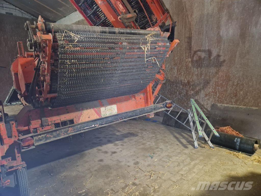 Amac F2 Potato harvesters