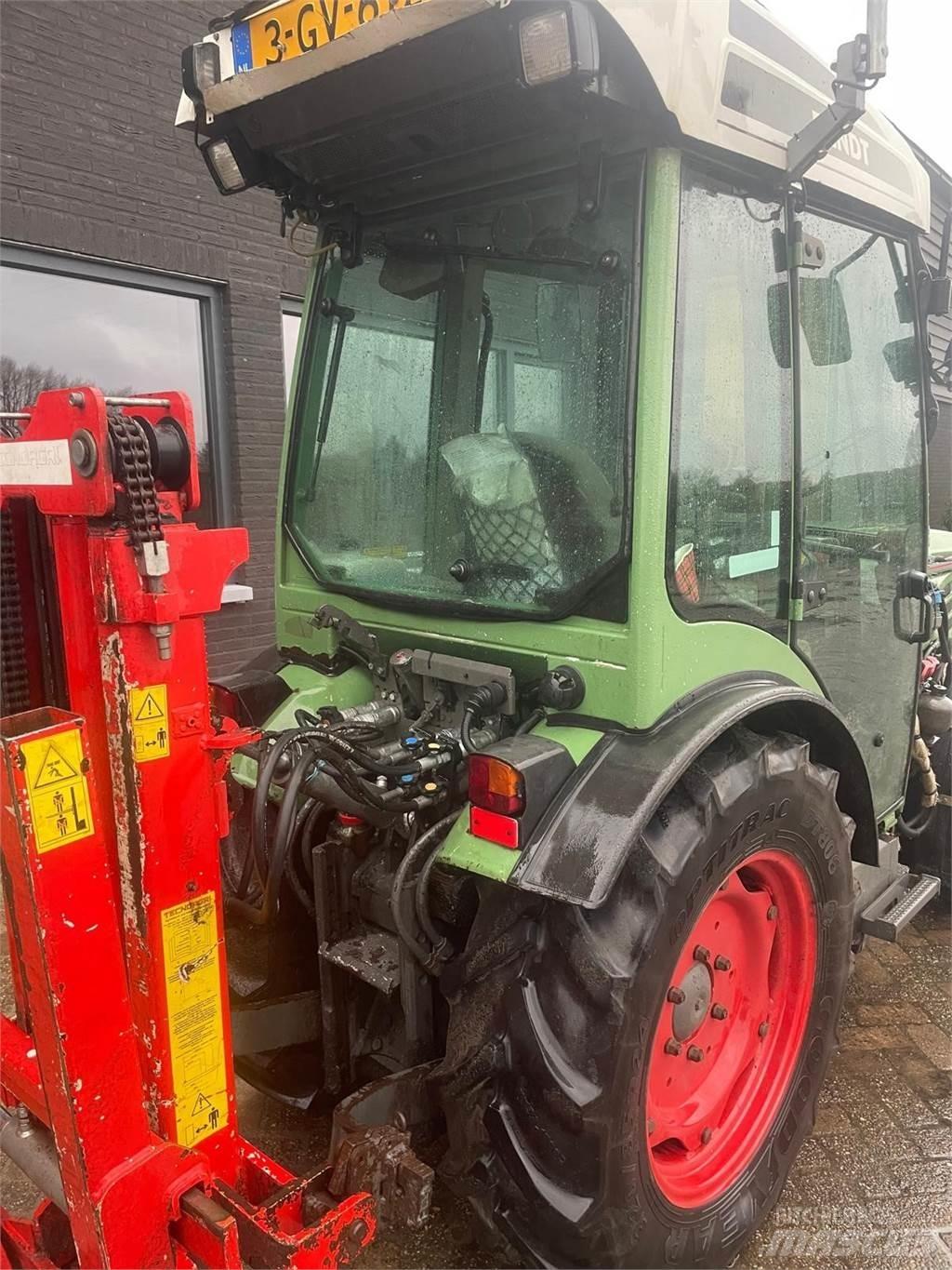 Fendt 208V Tractors