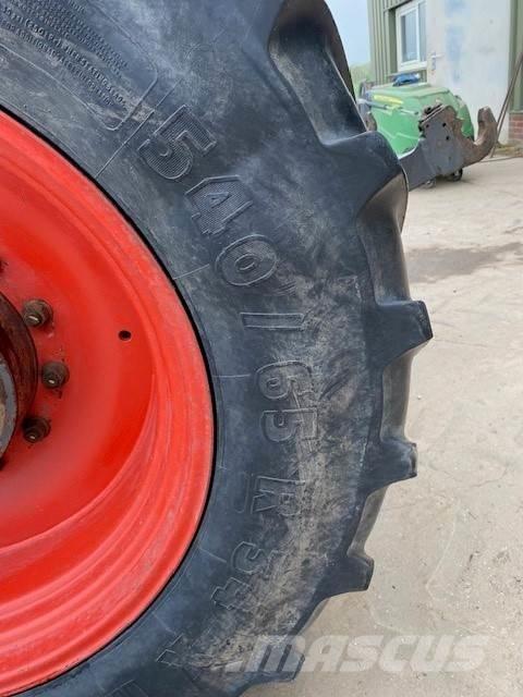 Fendt 916 Tractors