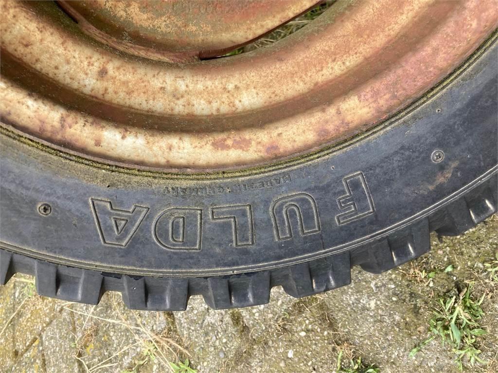 Fulda 10.0/75-15.3 Tyres, wheels and rims