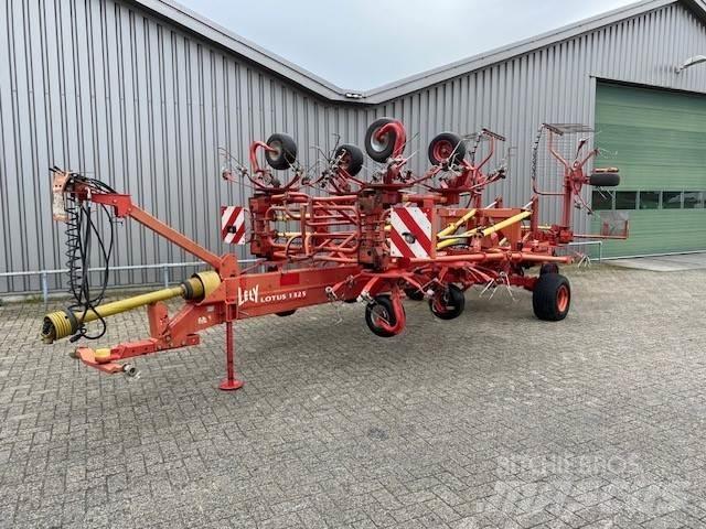 Lely Lotus 1325 Rakes and tedders
