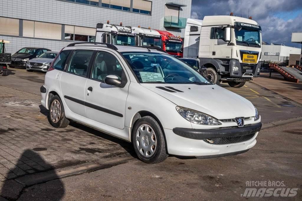 Peugeot 206 SW Cars