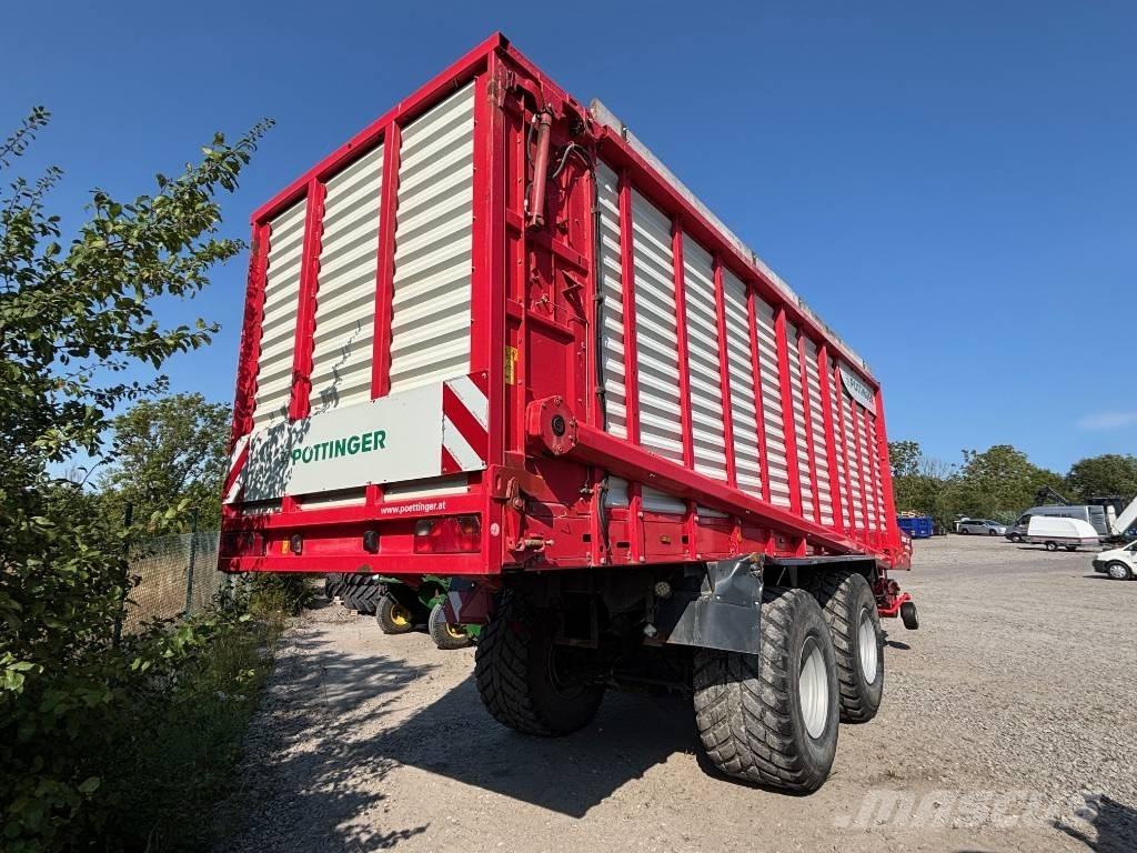 Pöttinger Jumbo 7210 Self-loading trailers