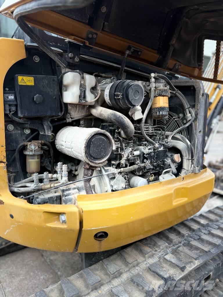 CAT 302.7 D CR Mini excavators < 7t (Mini diggers)