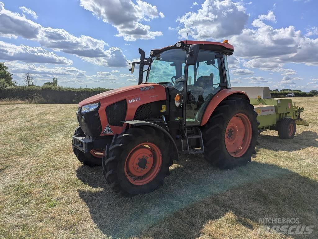 Kubota M 5-111 Tractors