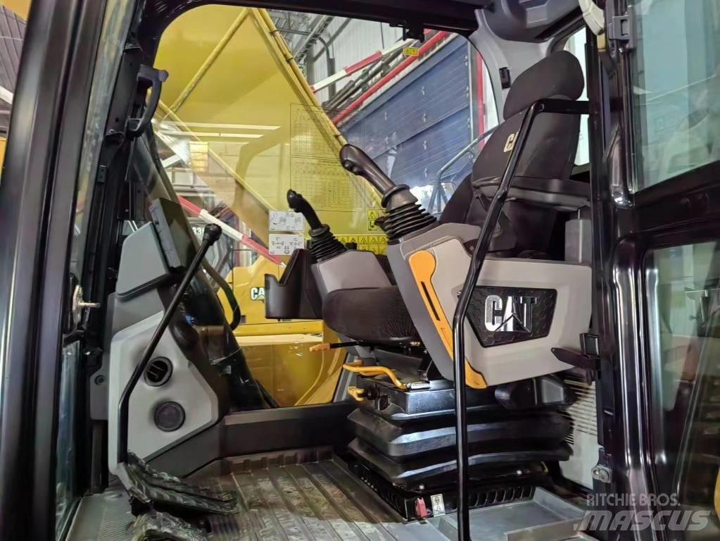 CAT 320 Crawler excavators