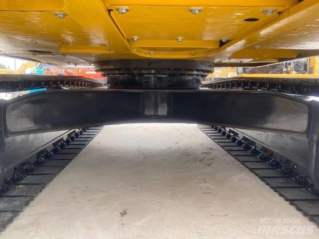 Komatsu PC 130 Crawler excavators