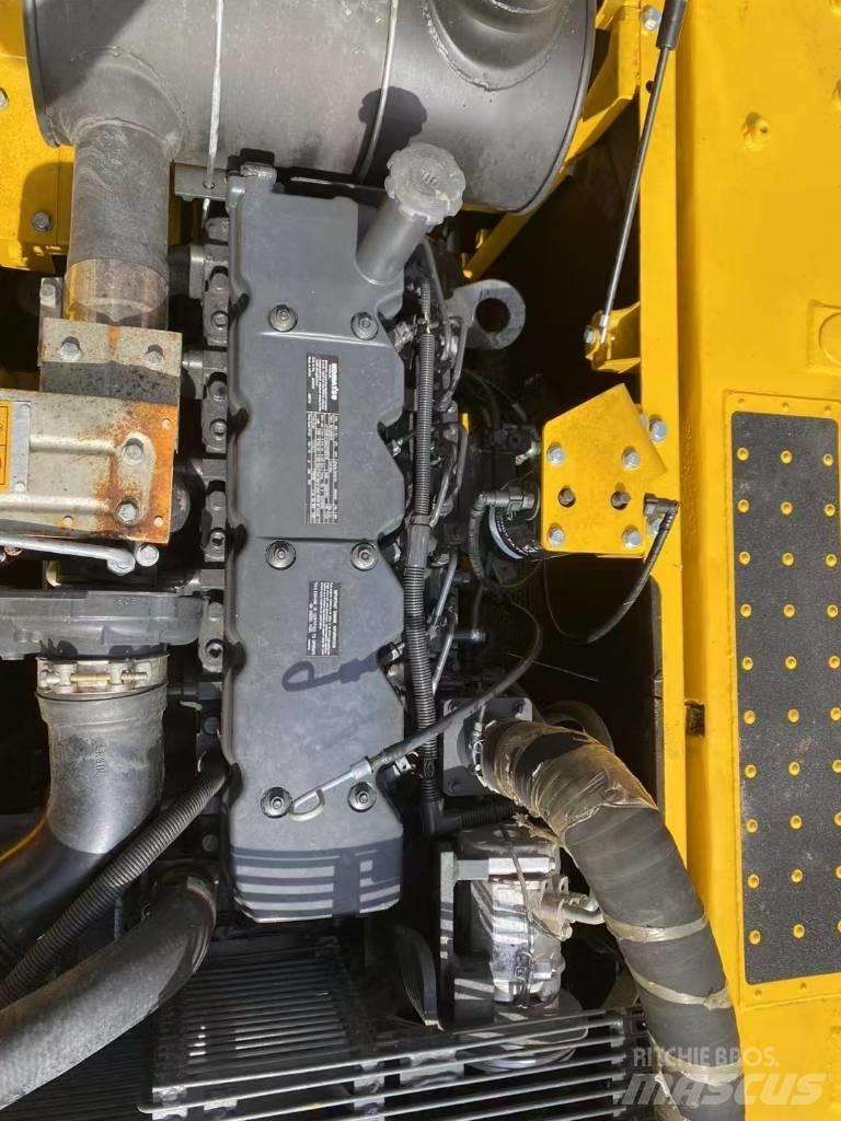 Komatsu 200-8 Crawler excavators