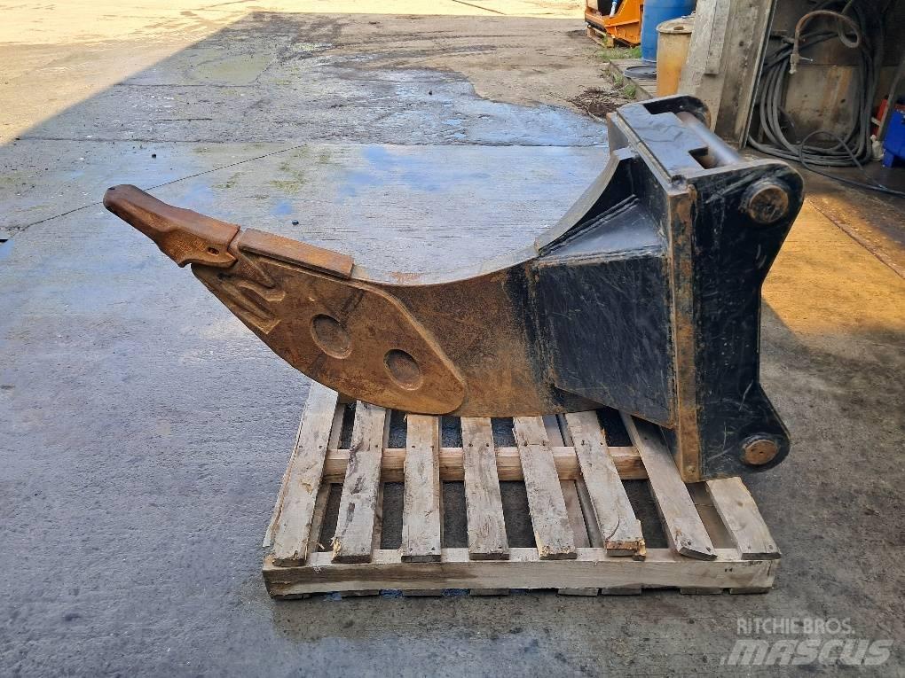  Rippertooth OQ80 Scarifiers