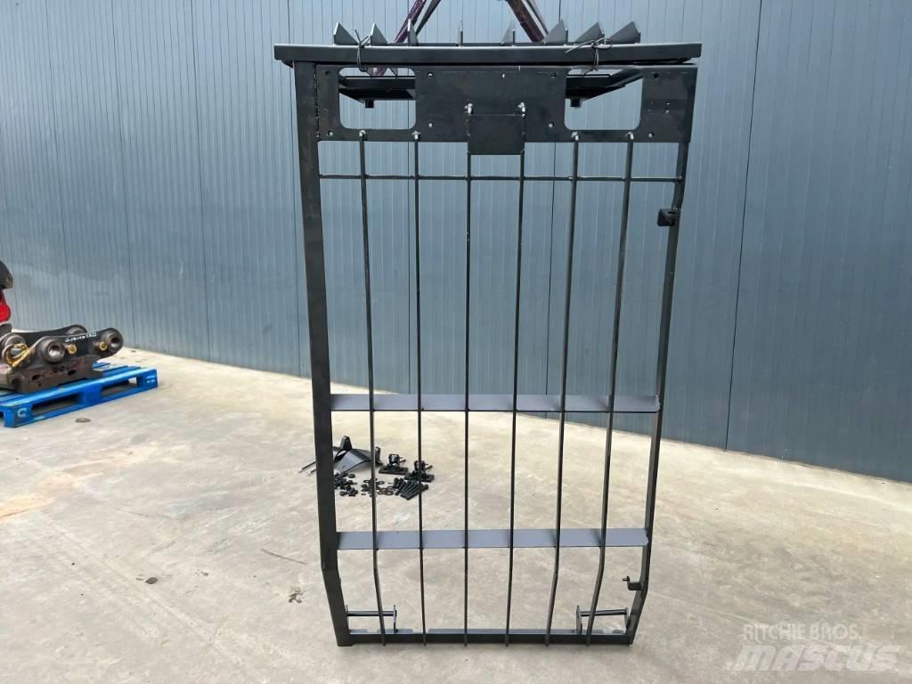 CAT 330D Guard Cabins and interior