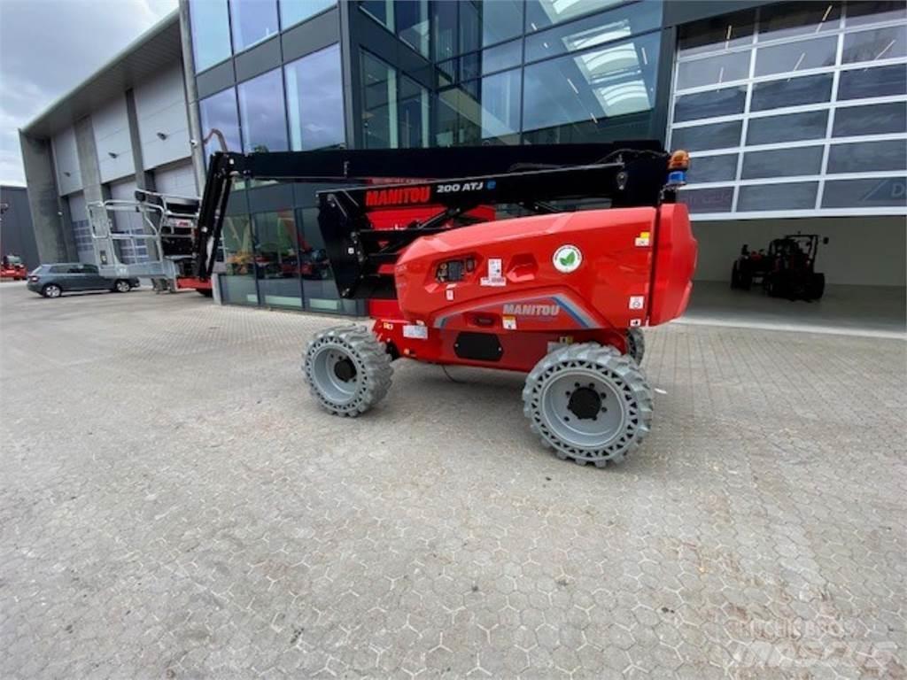 Manitou 200ATJE Articulated boom lifts