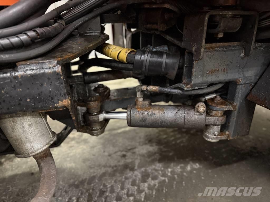 Holder C 240 Utility machines