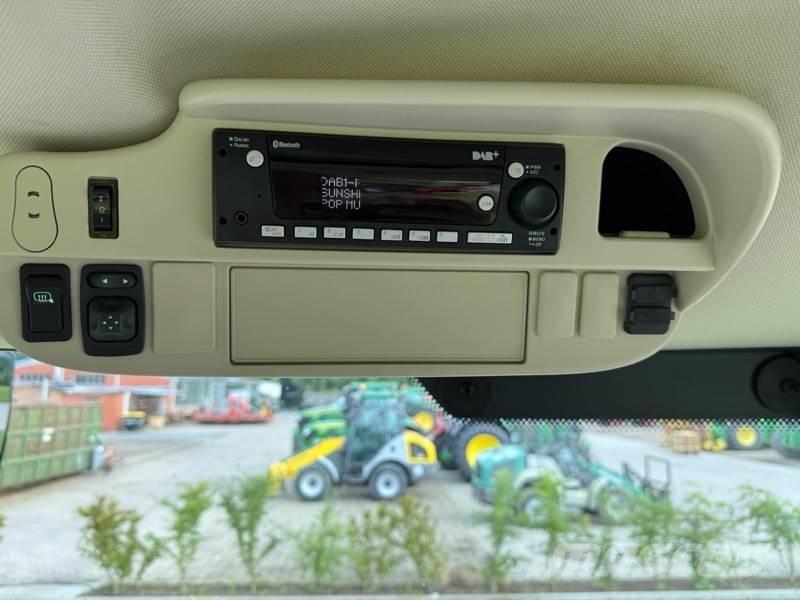 John Deere 6R250 Farm machinery